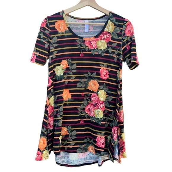 LuLaRoe Tops - LULAROE women's oversized XXS floral top with stripes, black, orange and red